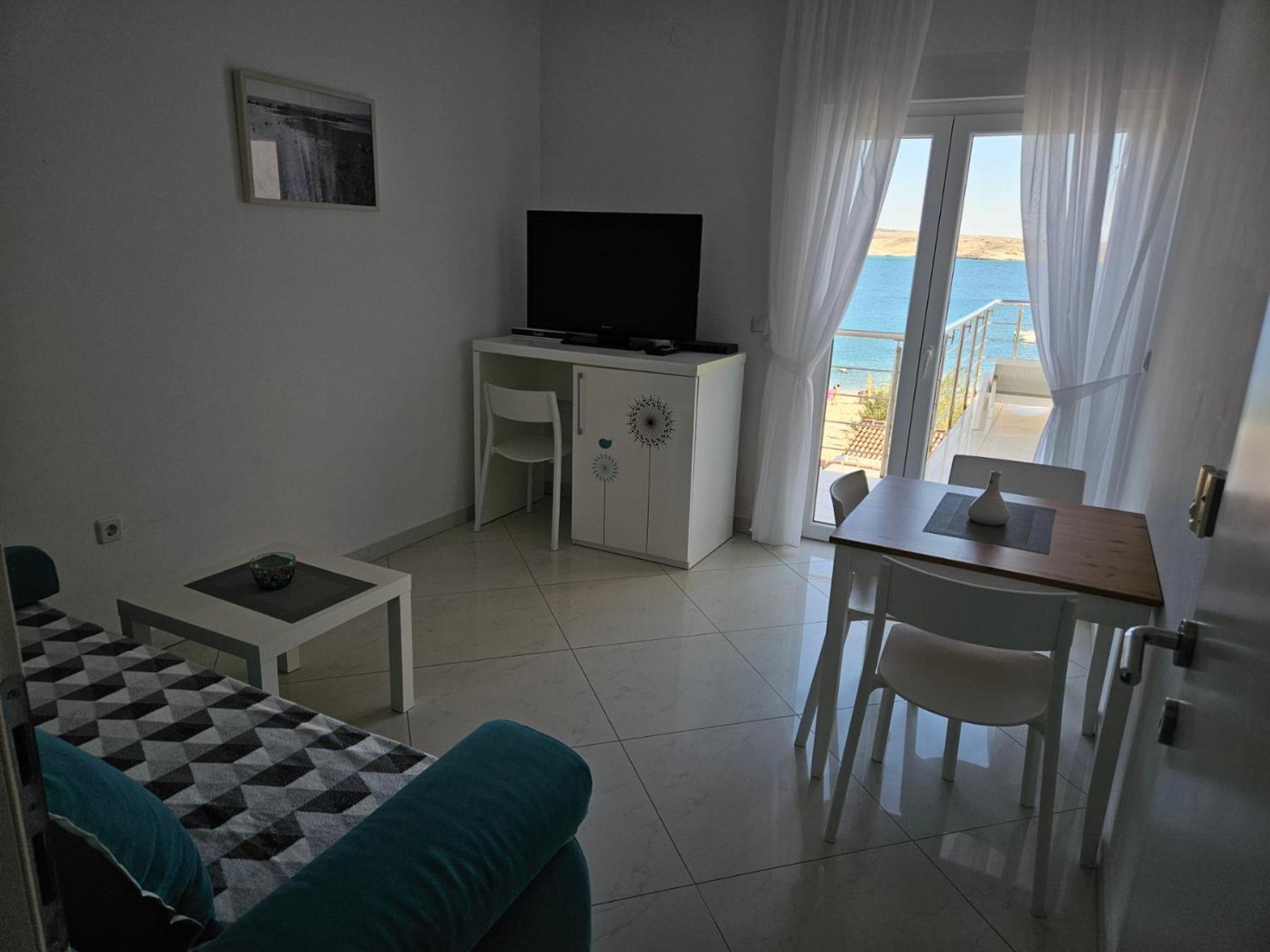 Apartments Barbati ノヴァリャ エクステリア 写真