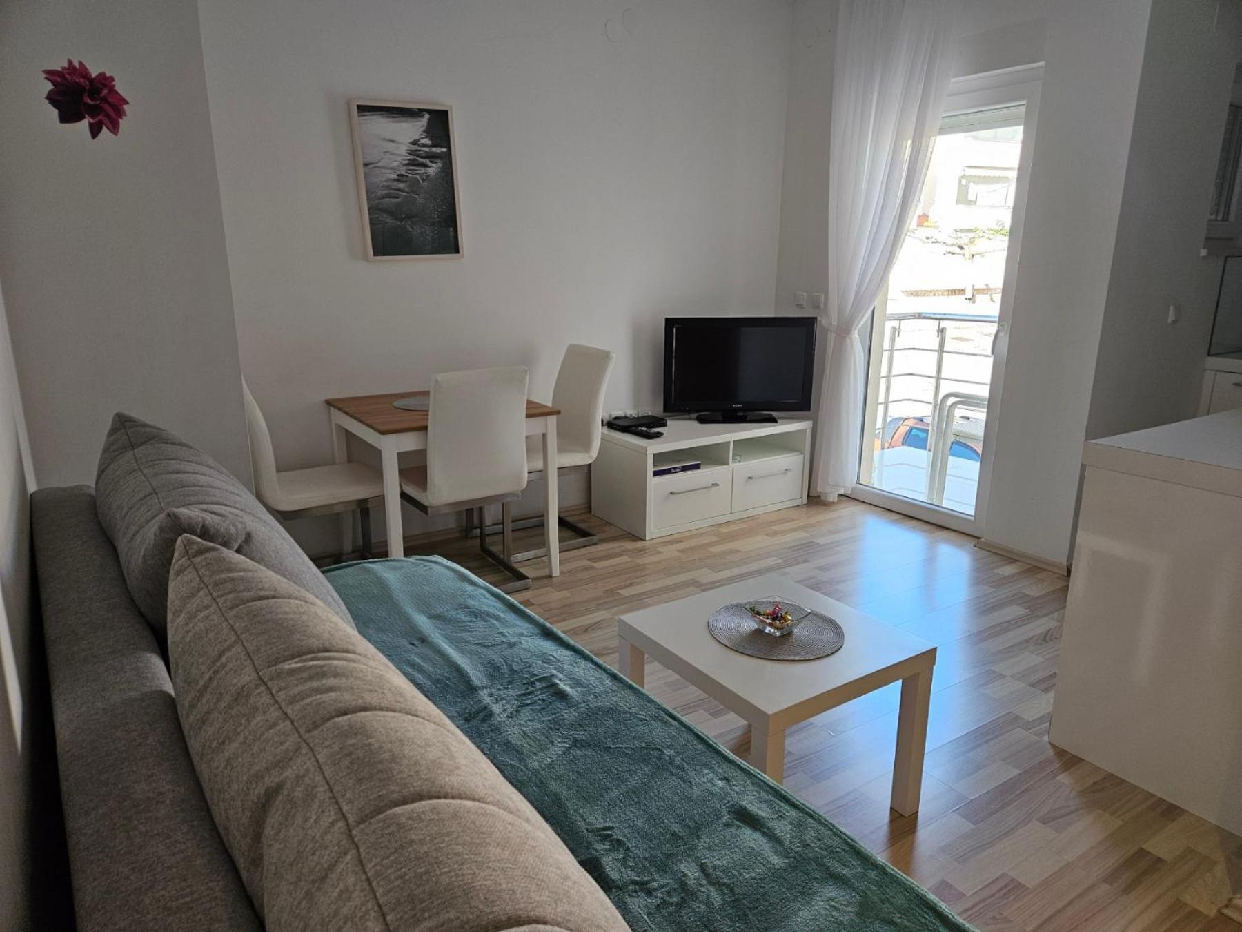 Apartments Barbati ノヴァリャ エクステリア 写真