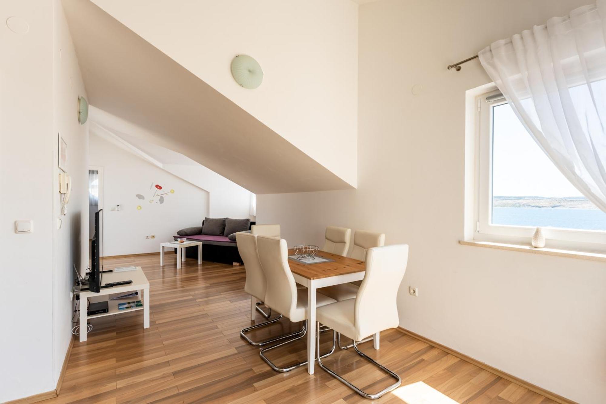 Apartments Barbati ノヴァリャ エクステリア 写真
