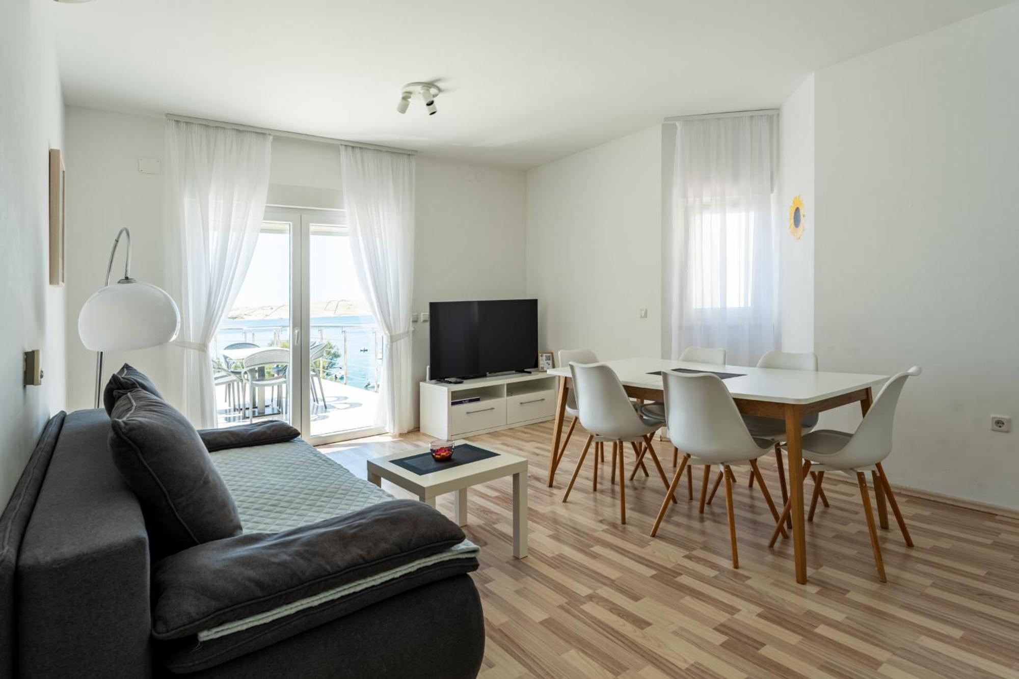 Apartments Barbati ノヴァリャ エクステリア 写真